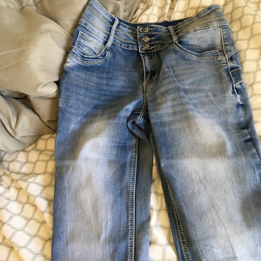 Medium Wash High waisted skinny jeans